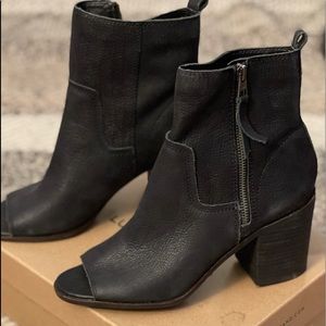 NEW LUCKY BRAND Black Open Toe Bootie|Size 8.5
